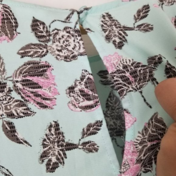 Lush Floral short sleeve mini flare dress size S (221) - Picture 5 of 8